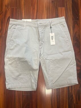 Ag Adriano Goldschmied Light Gray Flat-Front Chino Shorts